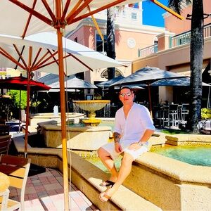 Meet your Posher, Momchil